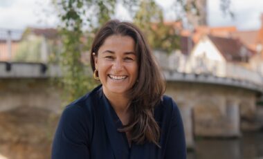 Bild zum Beitrag: „Lauf braucht Pragmatismus, Herz und klare Prioritäten“ - Interview mit Bürgermeisterkandidatin Nina Bezold