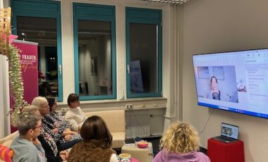 Bild zum Beitrag: Frauengesundheit im Fokus – Frauen Union Lauf setzt starkes Zeichen im „Pinktober“